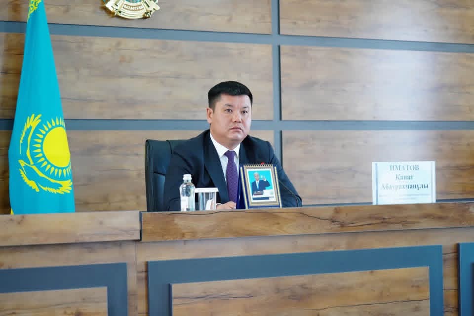 ҚАЗЫҒҰРТТА МЕМЛЕКЕТТІК ҚЫЗМЕТШІЛЕРГЕ ӘДЕП НОРМАЛАРЫ ТҮСІНДІРІЛДІ