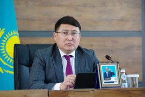 ҚАЗЫҒҰРТ: АППАРАТ МӘЖІЛІСІНДЕ ӨЗЕКТІ МӘСЕЛЕЛЕР БОЙЫНША НАҚТЫ ТАПСЫРМАЛАР БЕРІЛДІ